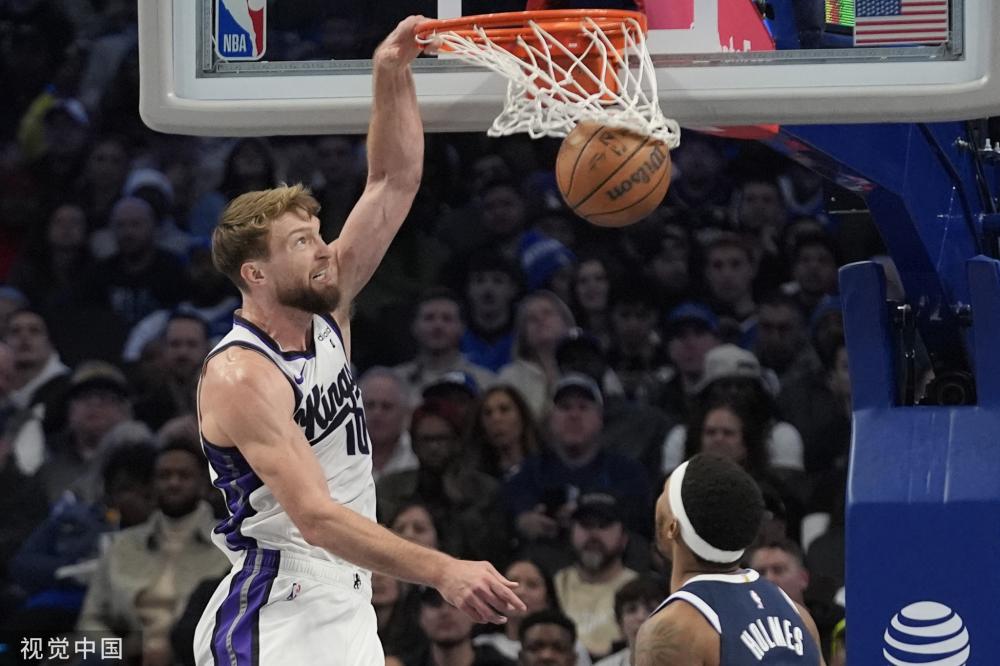 与此同时 与此同时